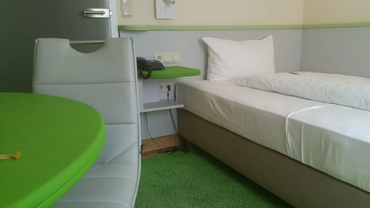 Hotel Cristal Νυρεμβέργη 3*,
